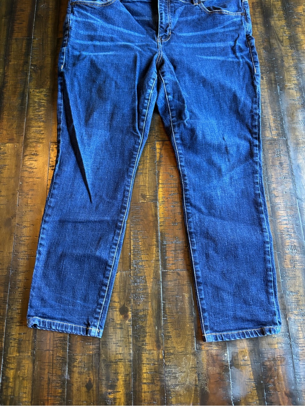 CAbi Skinny Jeans in Deep Indigo Blue
